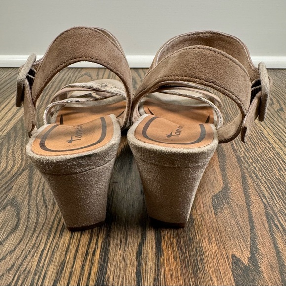 Tamaris taupe suede wedge sandals size 37/7 - Picture 5 of 7